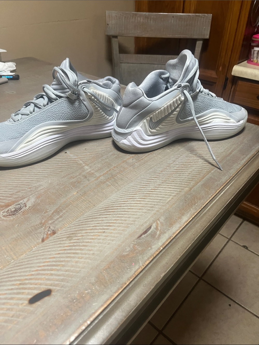 Nike Giannis Freak 7’s womens size 9 Gray Sculpted sneakers volleyball 🏐sneakers - Picture 2 of 9